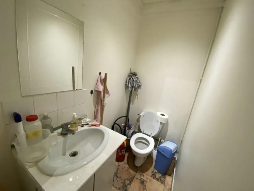 Boutique-65m²-Quartier Château-rue Coches (photo 3)